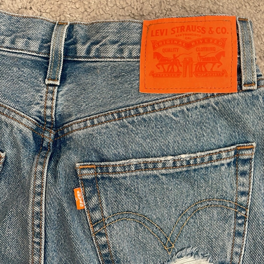 Custom Levi’s - Picture 4 of 5